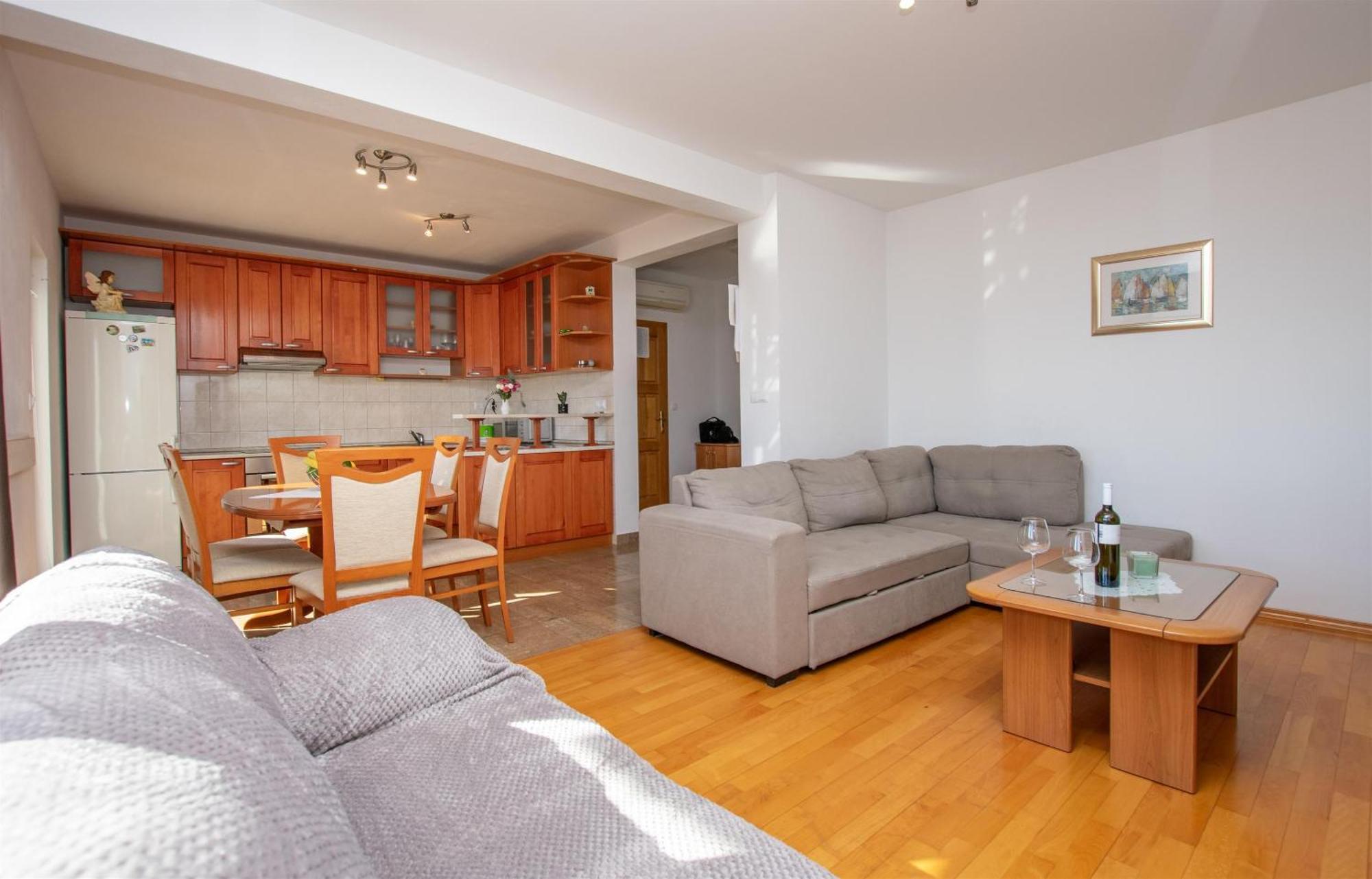 Apartment Zdravko أوميس المظهر الخارجي الصورة